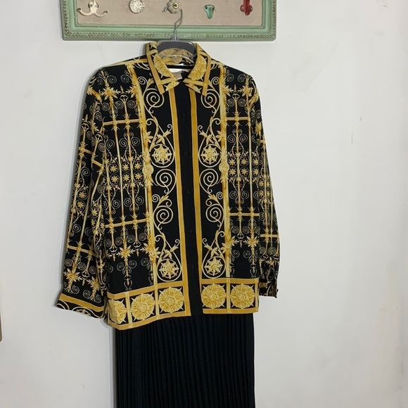 Vintage Jordan all over print black and gold button-down shirt medium - Picture 1 of 8